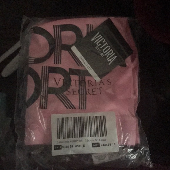 New Mesh Racerback sport bra 😍 - Picture 7 of 8